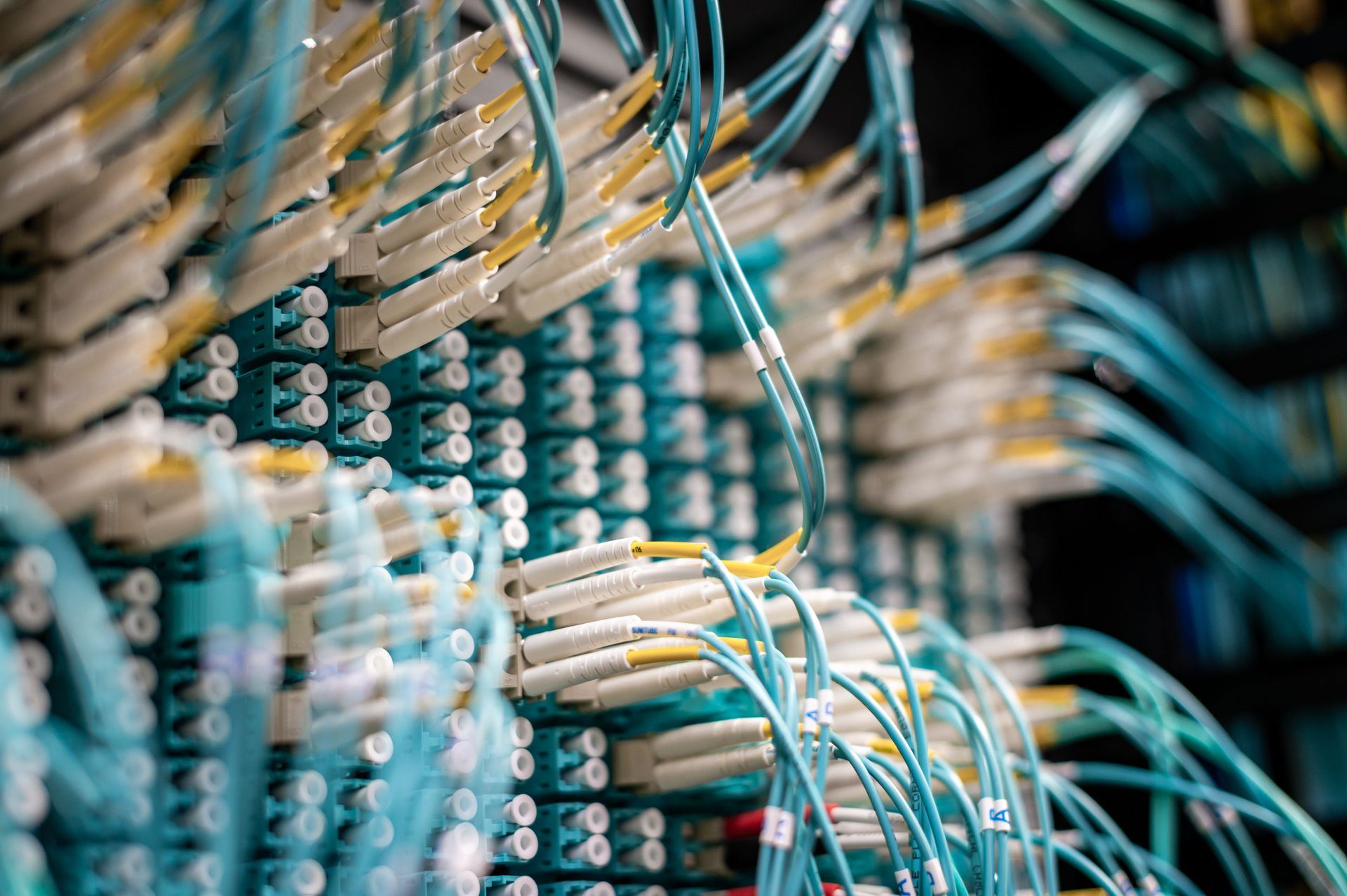 ระบบ Network และ Fiber Optic